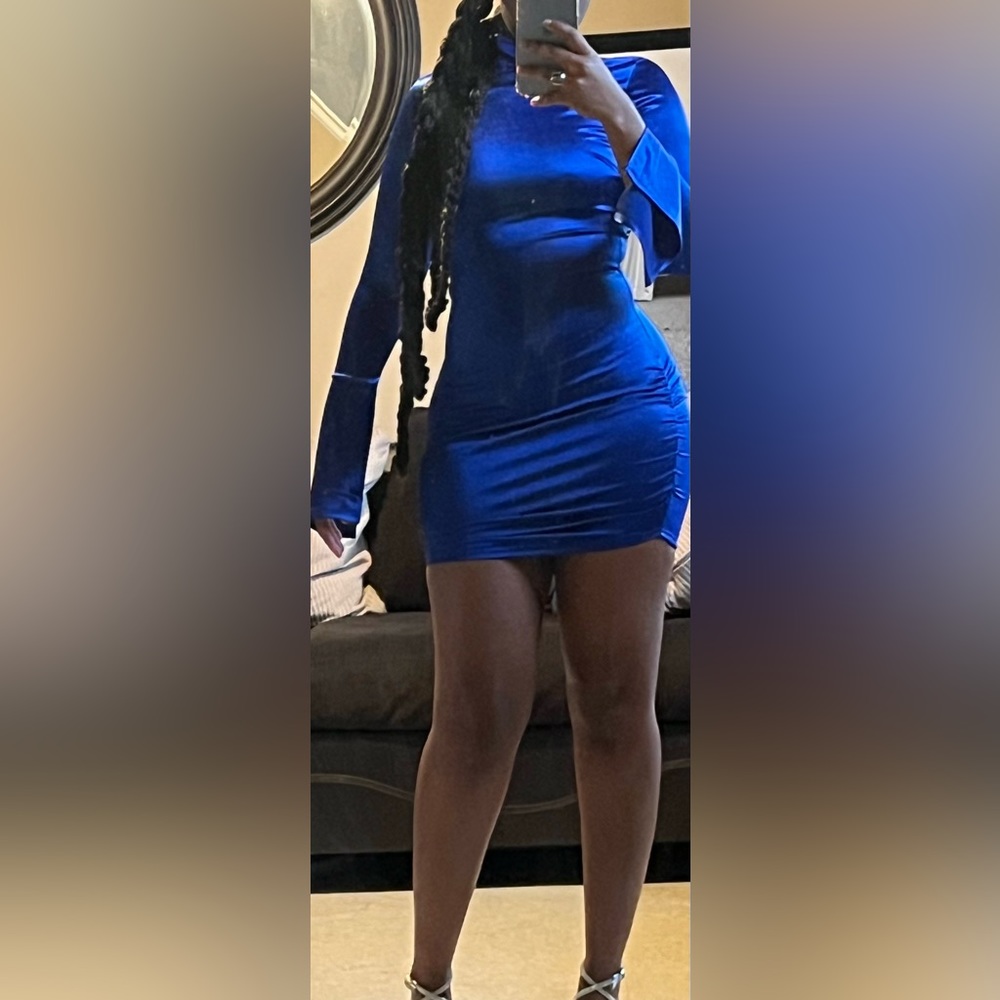 Fashion Nova Flare Arm Dress